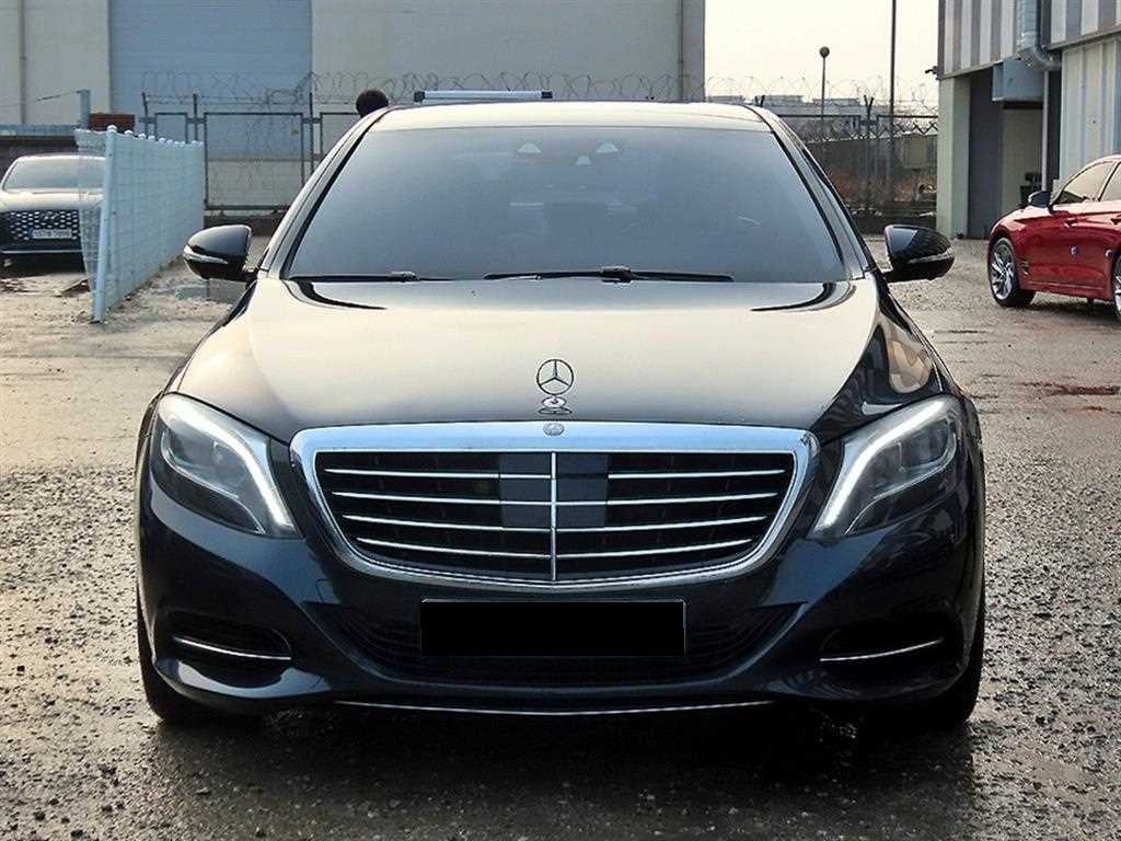 Mercedes-Benz S-Class — photo 01