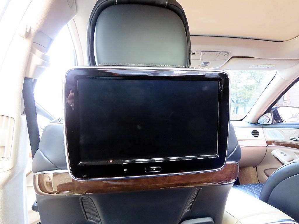 Mercedes-Benz S-Class — photo 15