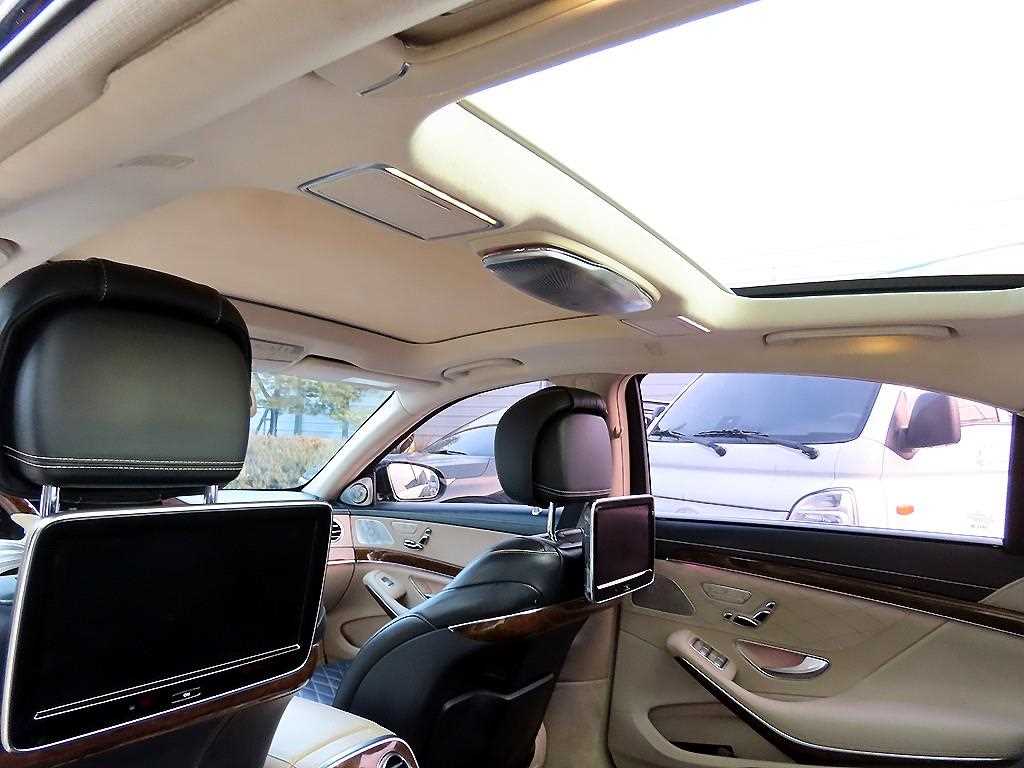 Mercedes-Benz S-Class — photo 16