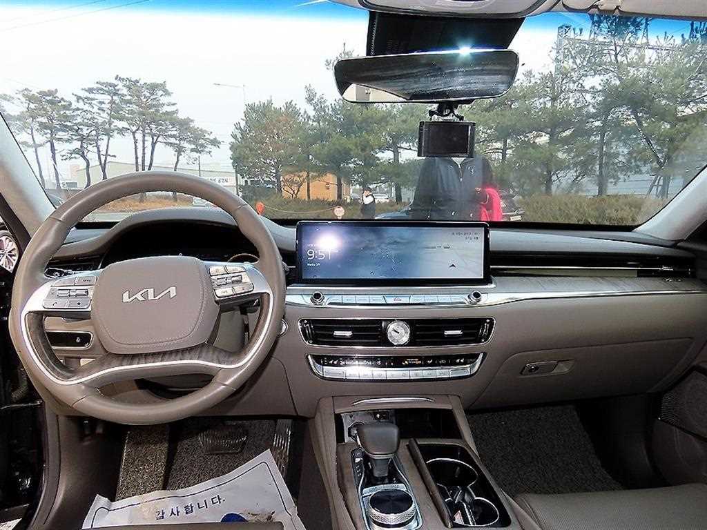Kia K9 — photo 07