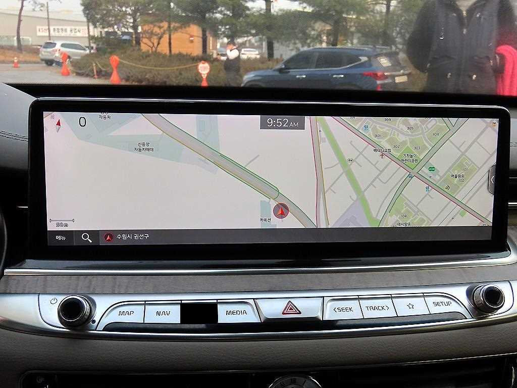 Kia K9 — photo 14