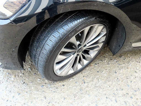 Kia K9 — photo 20