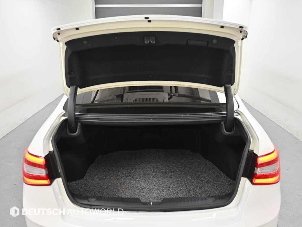 Kia K7 — photo 20