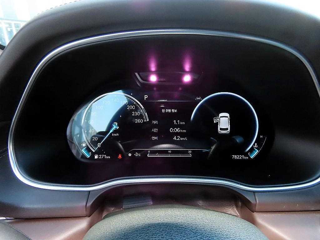 Genesis GV80 — photo 09