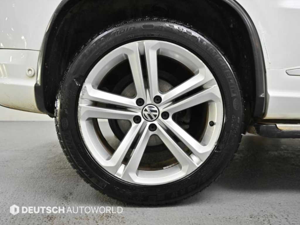 Volkswagen Tiguan — photo 05