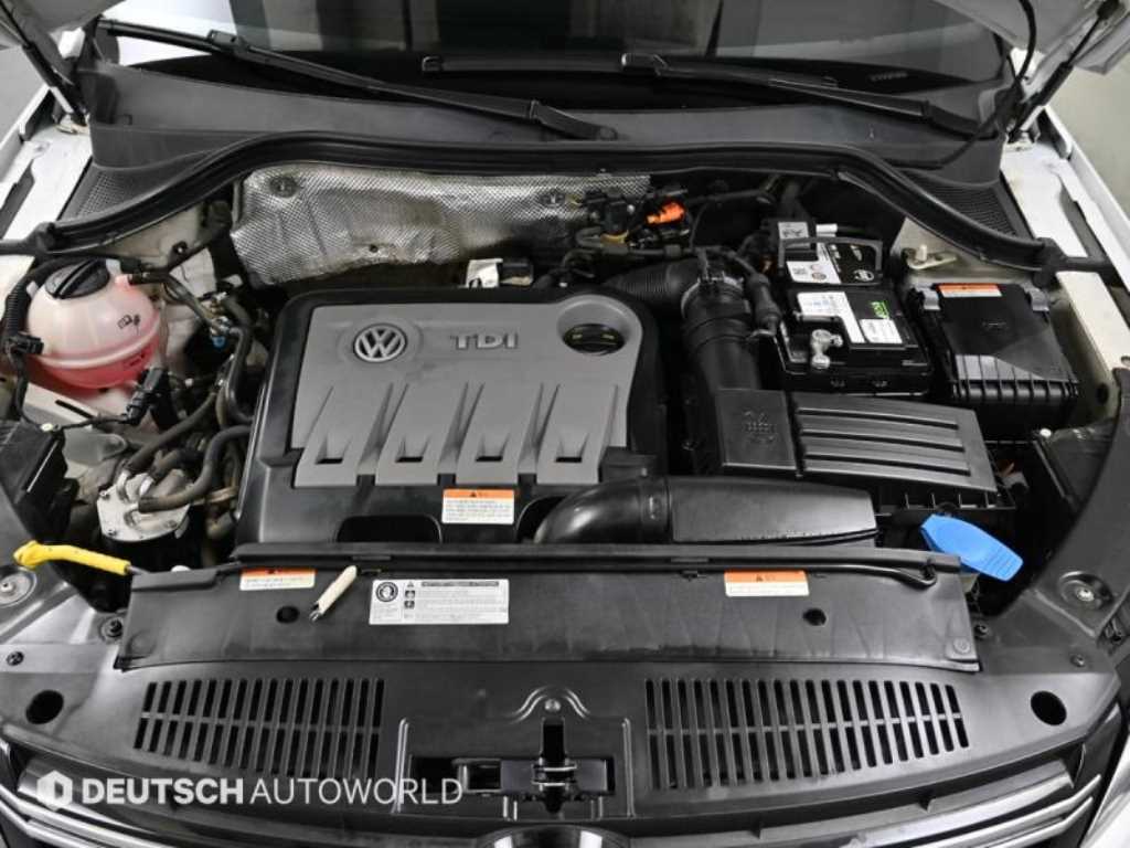 Volkswagen Tiguan — photo 06