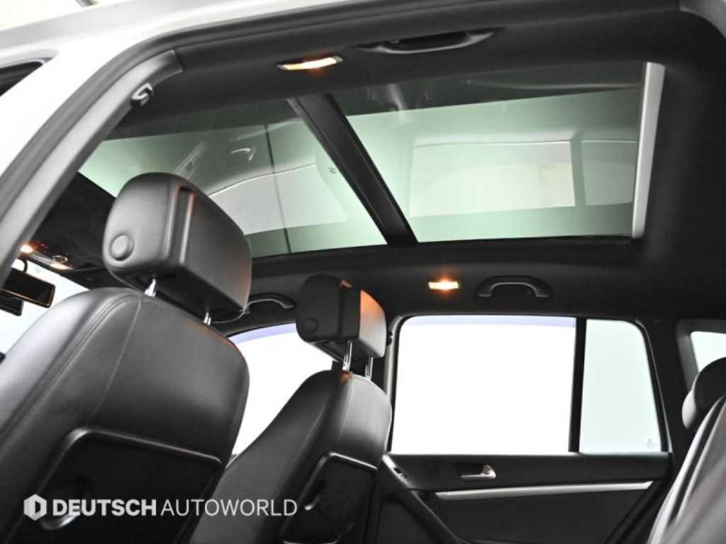 Volkswagen Tiguan — photo 19