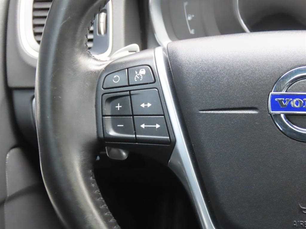 Volvo V60 — photo 11