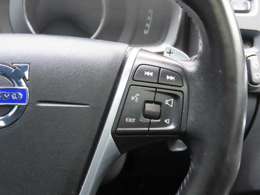Volvo V60 — photo 12