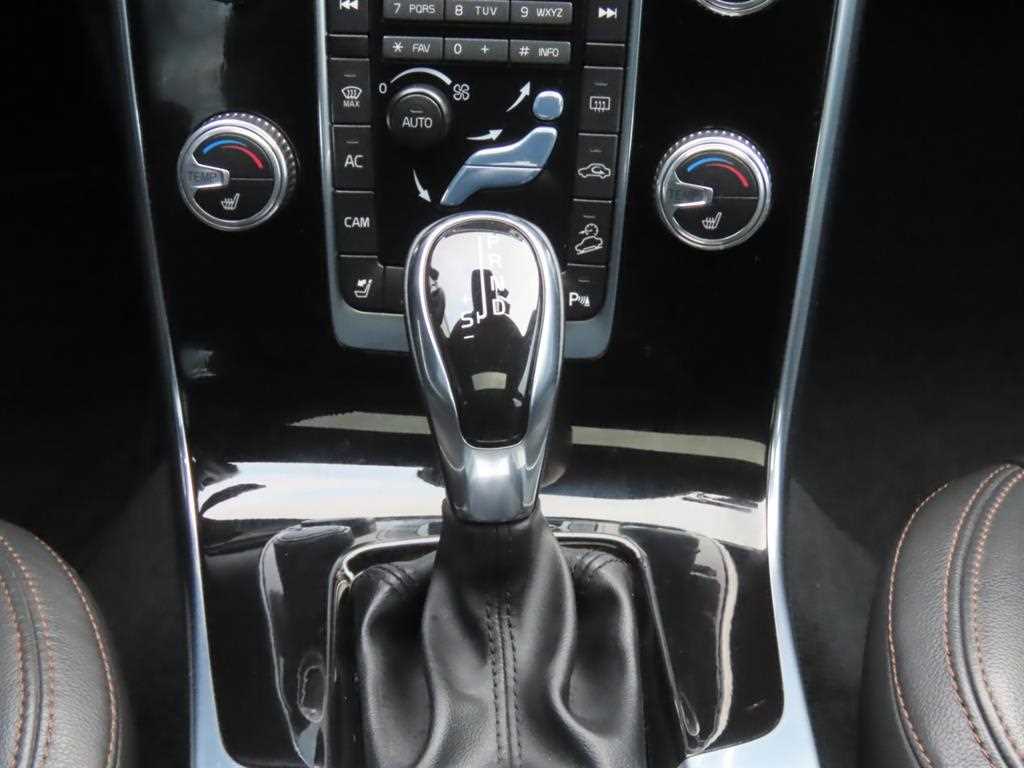 Volvo V60 — photo 13