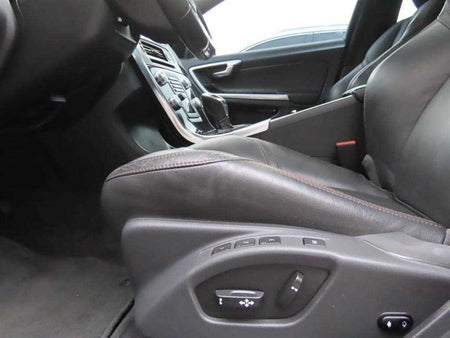 Volvo V60 — photo 14