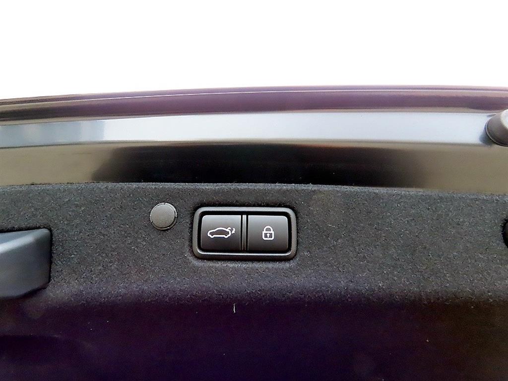 Hyundai Grandeur — photo 15