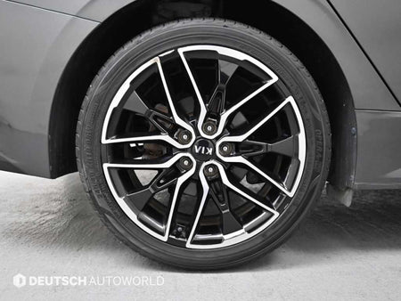 Kia K5 — photo 05