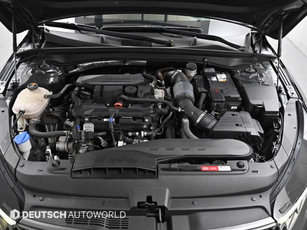 Kia K5 — photo 06