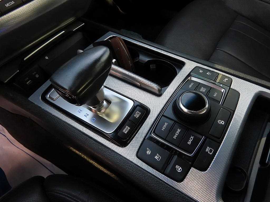 Genesis G80 — photo 11