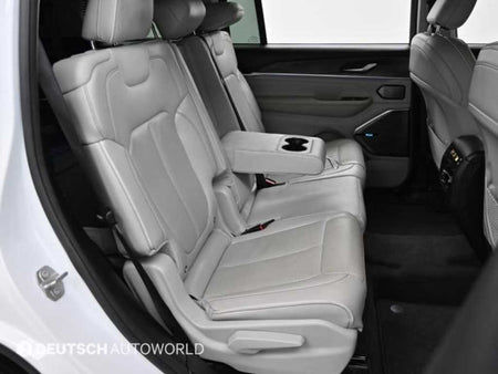 Jeep Cherokee — photo 12