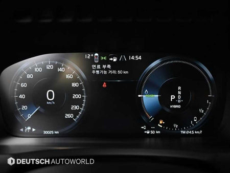 Volvo XC90 — photo 08