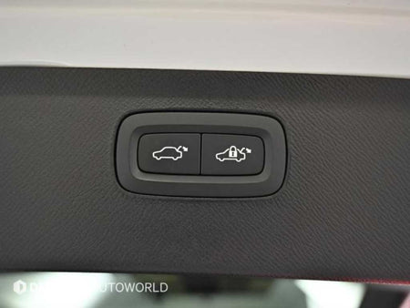 Volvo XC90 — photo 20