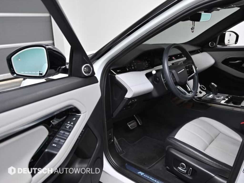 Land Rover Range Rover Evoque — photo 11