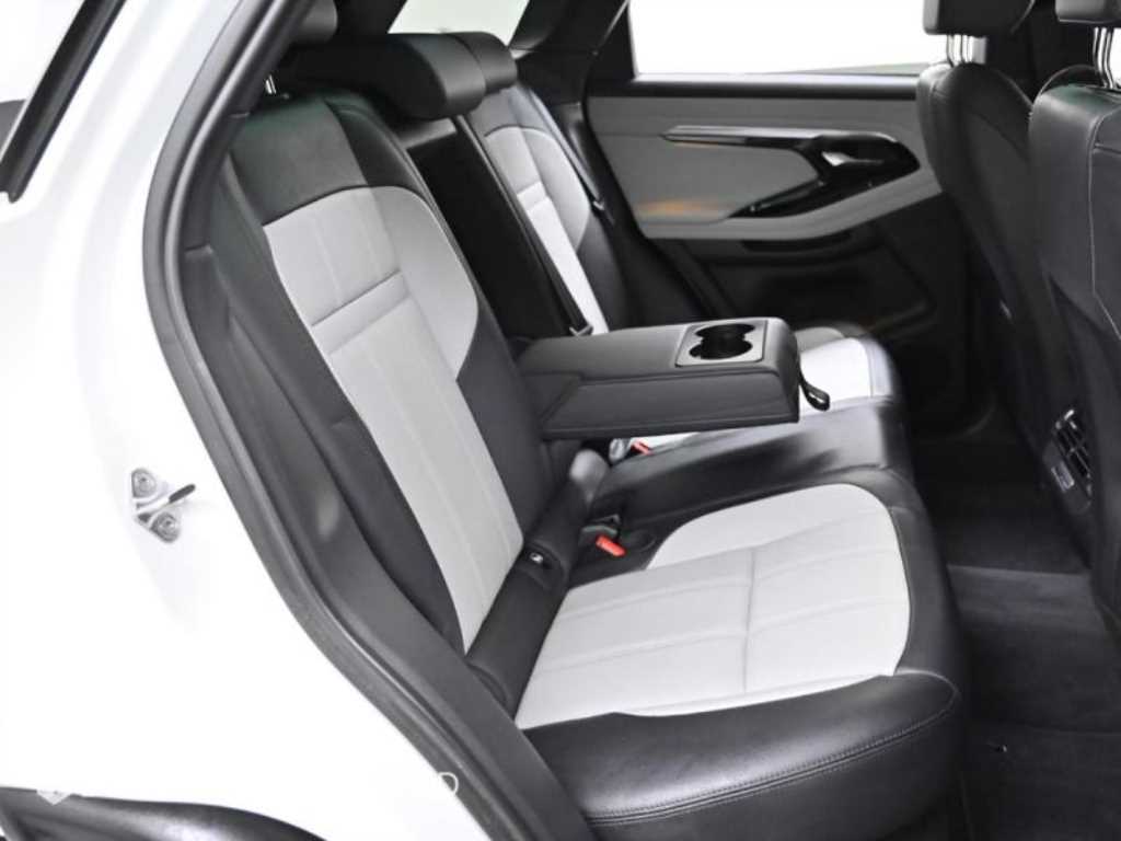 Land Rover Range Rover Evoque — photo 12