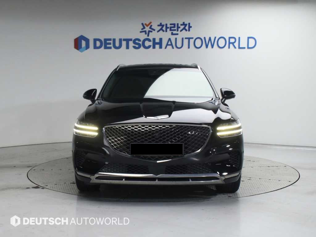 Genesis GV70 — photo 03