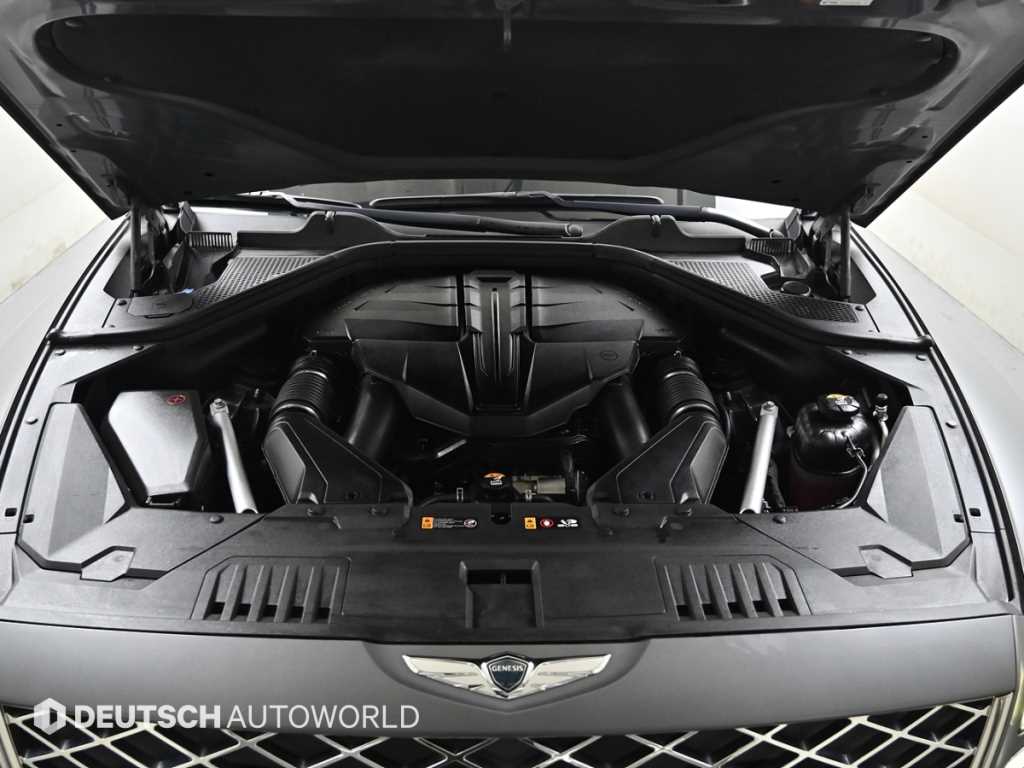 Genesis GV80 — photo 06
