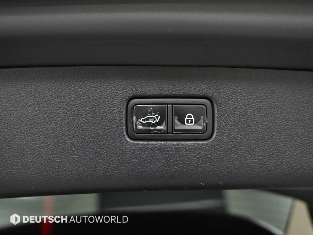 Genesis GV80 — photo 20