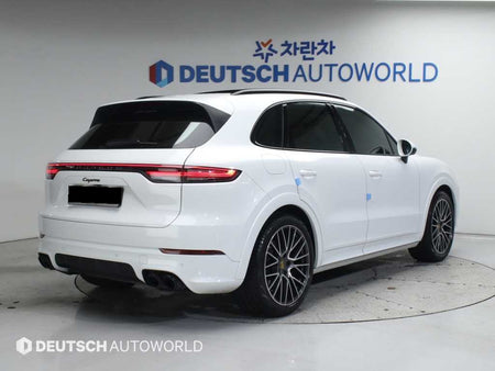 Porsche Cayenne — photo 02