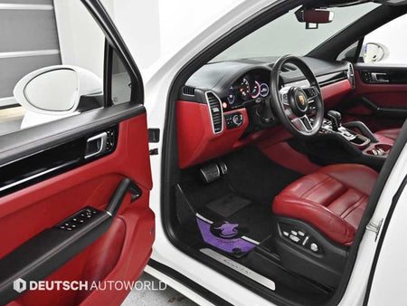 Porsche Cayenne — photo 11