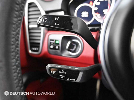 Porsche Cayenne — photo 18