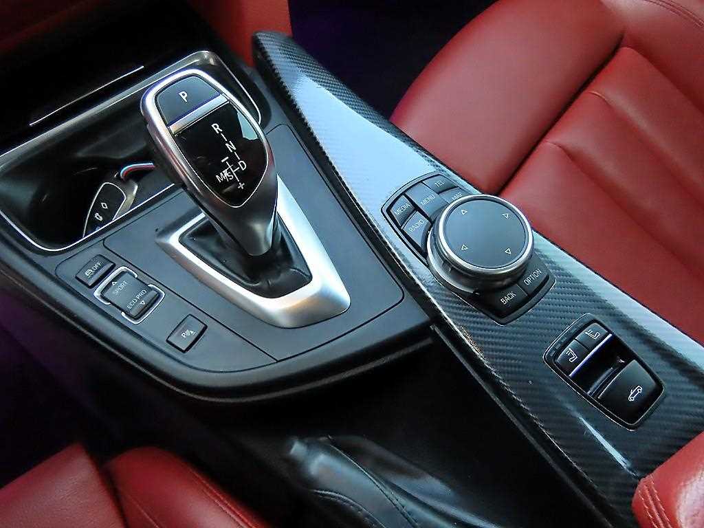 BMW 4-Series — photo 15