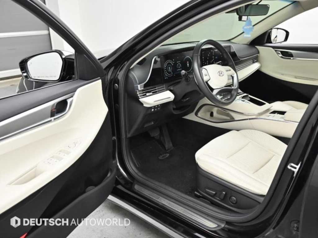 Hyundai Grandeur — photo 11
