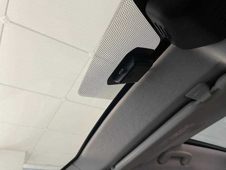 Land Rover Discovery Sport — photo 13