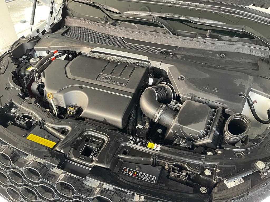 Land Rover Discovery Sport — photo 19