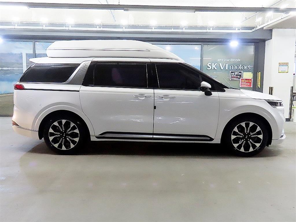 Kia Carnival — photo 03