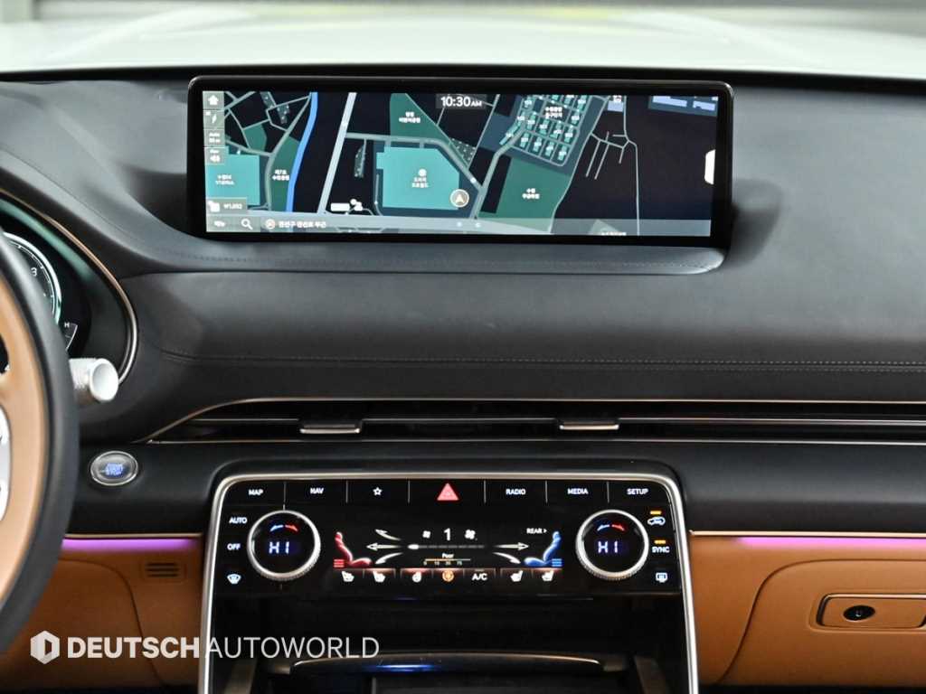Genesis GV80 — photo 14