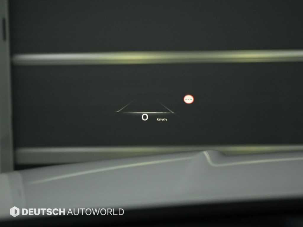 Genesis GV80 — photo 18