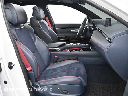 Genesis GV70 — photo 10