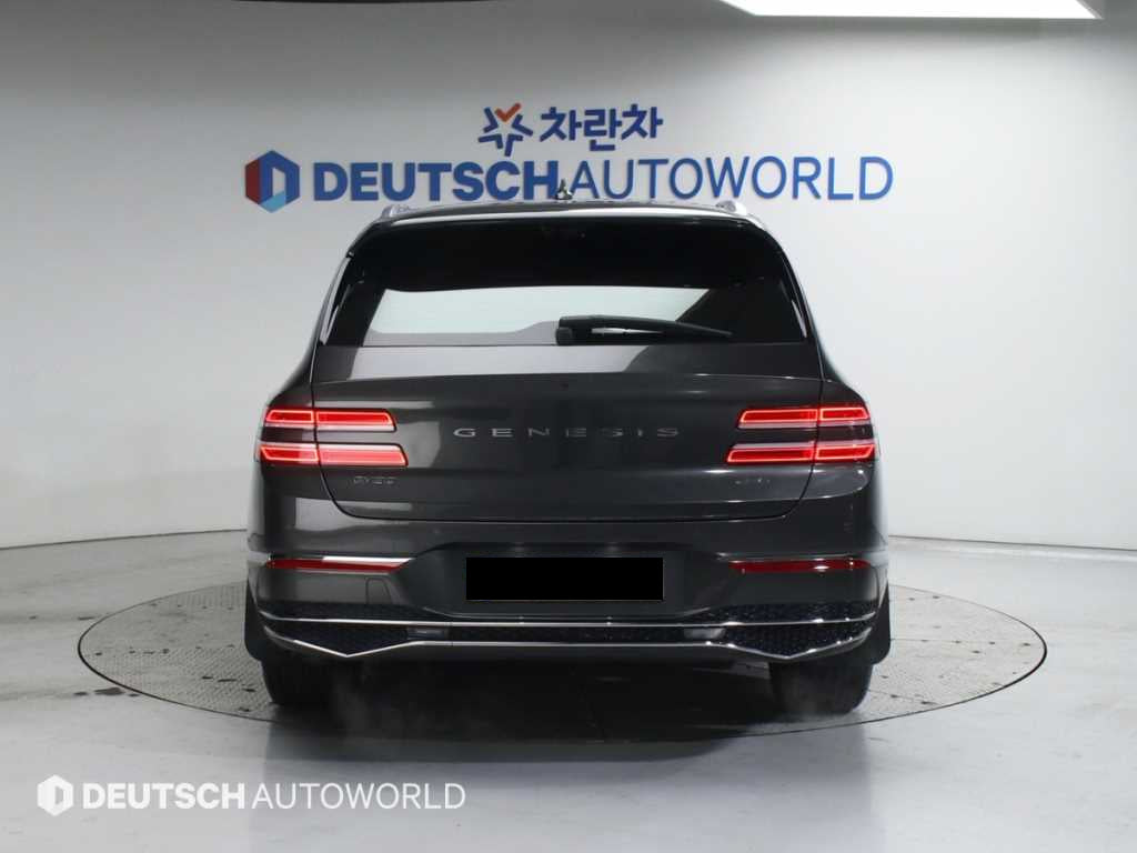 Genesis GV80 — photo 04