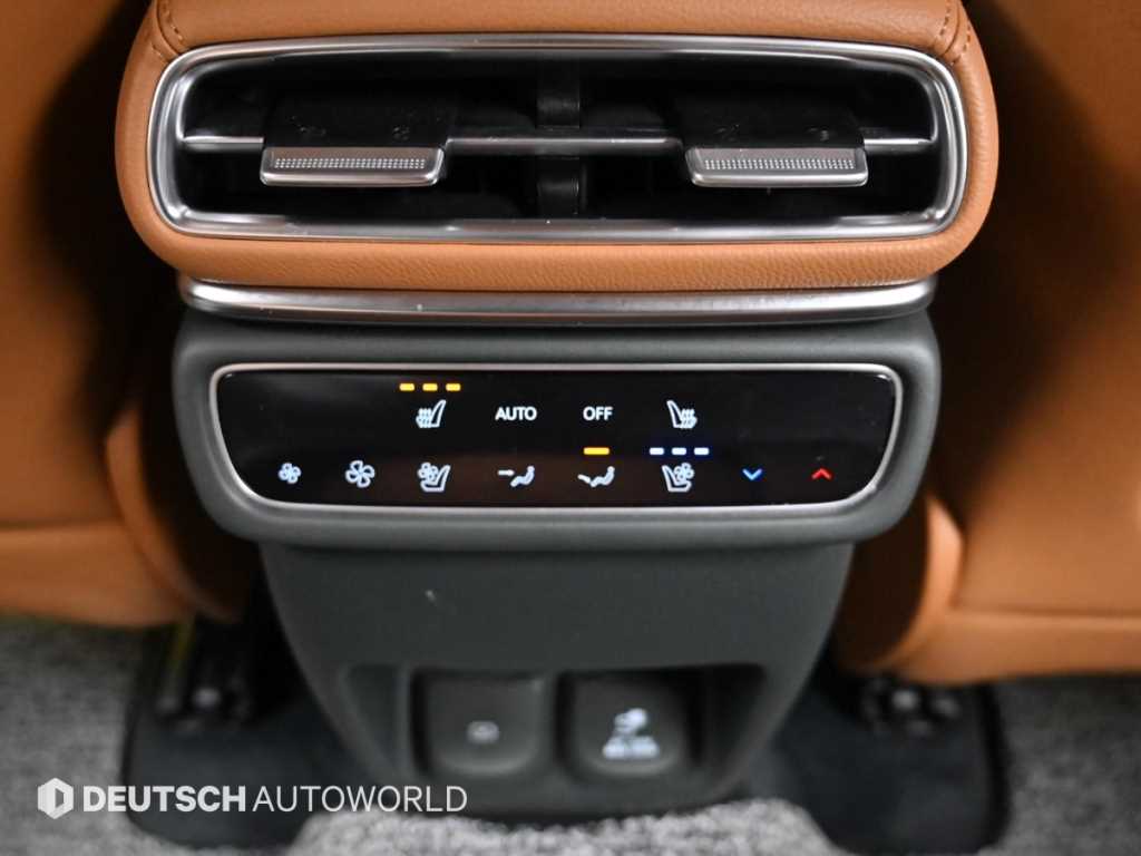 Genesis GV80 — photo 16