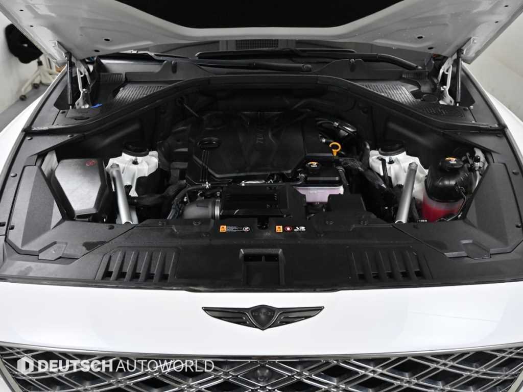 Genesis GV80 — photo 06