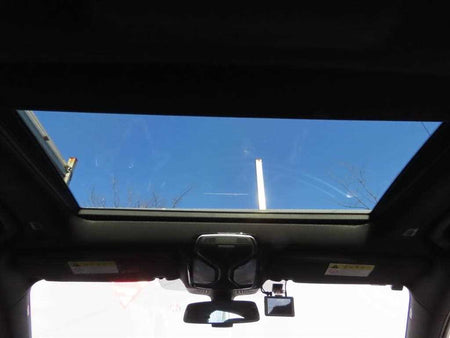 BMW 7-Series — photo 19