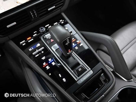 Porsche Cayenne — photo 09