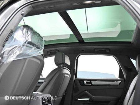 Porsche Cayenne — photo 19