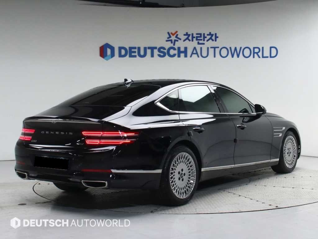 Genesis G80 — photo 02