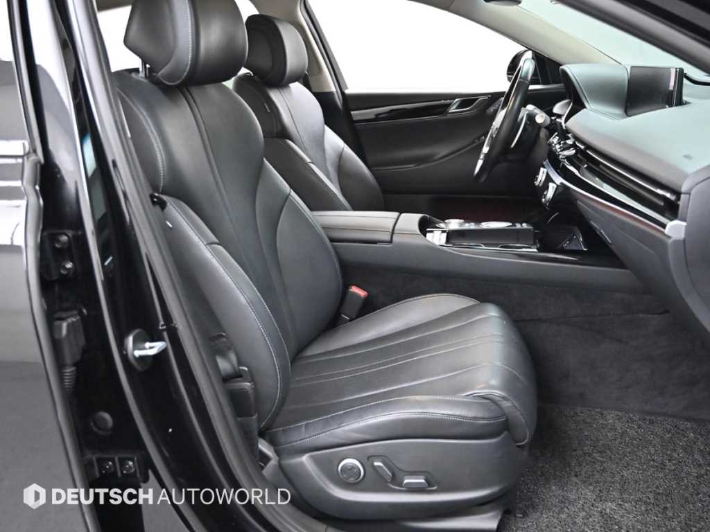 Genesis G80 — photo 10