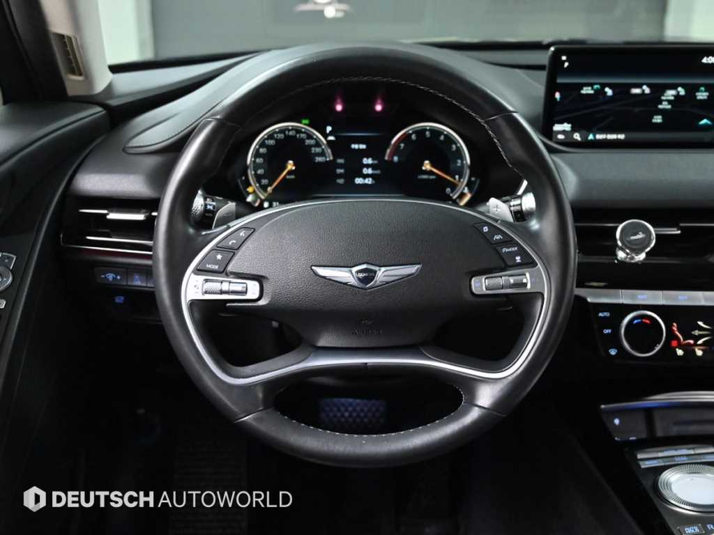 Genesis G80 — photo 13