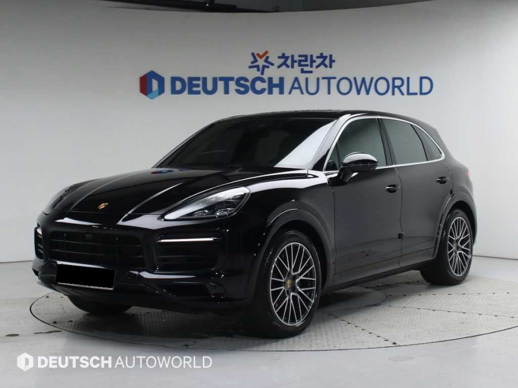 Porsche Cayenne — photo 01