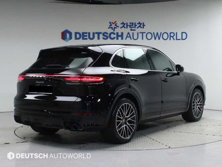 Porsche Cayenne — photo 02