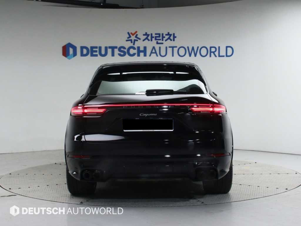 Porsche Cayenne — photo 04